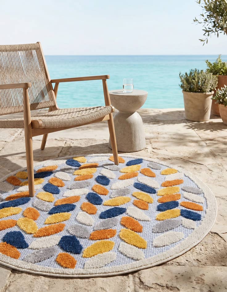 Detail image of 3' 3 x 3' 3 Easy-Clean Aruba Indoor / Outdoor Round Rug