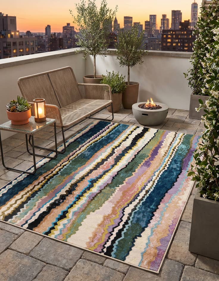 Detail image of 5' x 8' Easy-Clean Modern Indoor / Outdoor Rug