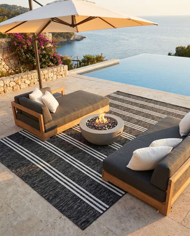 7' 10 x 11' Easy-Clean Jill Zarin Anguilla Indoor / Outdoor Rug