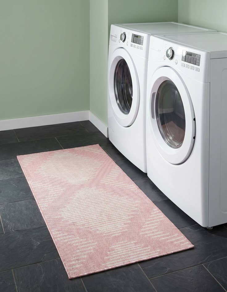 Detail image of 2' x 4' Easy-Clean Modern Indoor / Outdoor Runner Rug