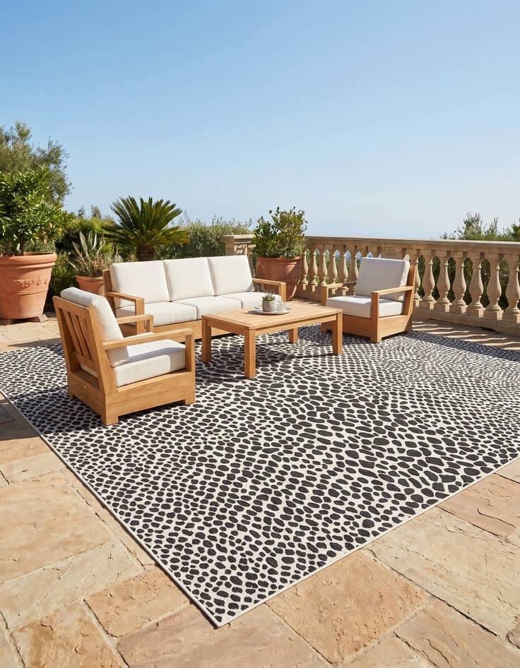 Detail image of 13' x 13' Easy-Clean Jill Zarin Cape Town Indoor / Outdoor Square Rug