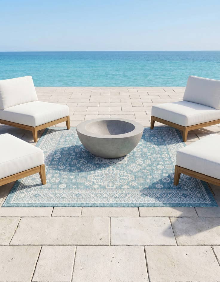 Detail image of 7' 10 x 7' 10 Easy-Clean Aztec Indoor / Outdoor Square Rug