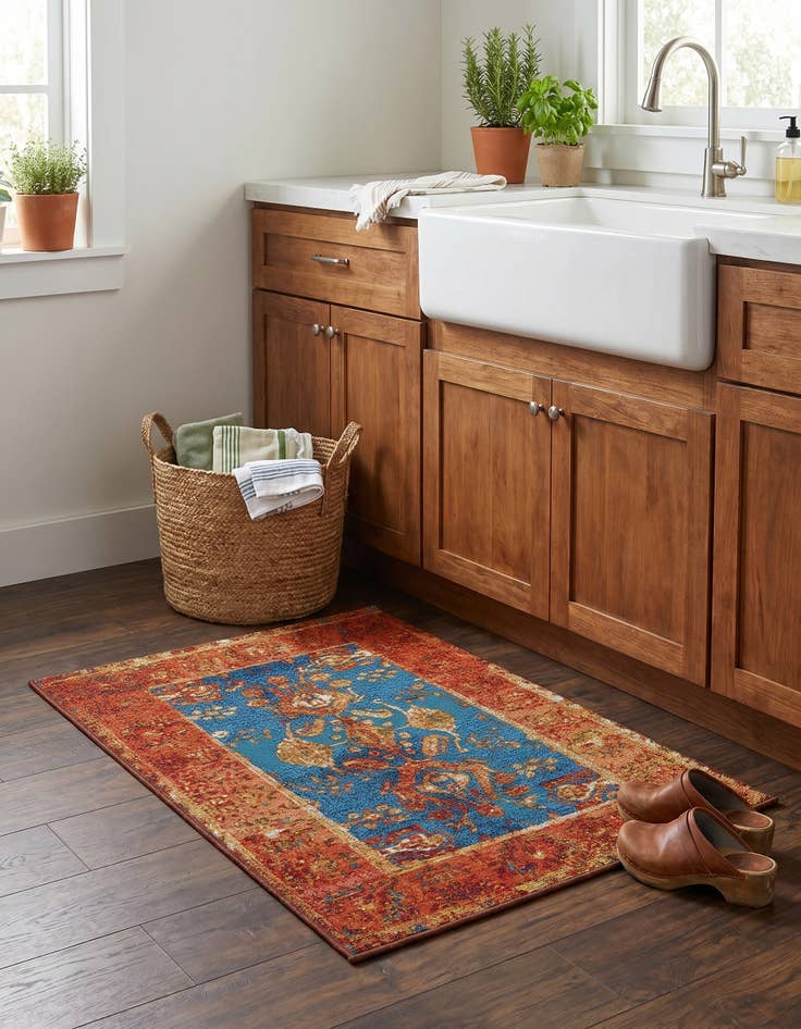 Detail image of 2' x 3' Easy-Clean Traditional Indoor / Outdoor Rug