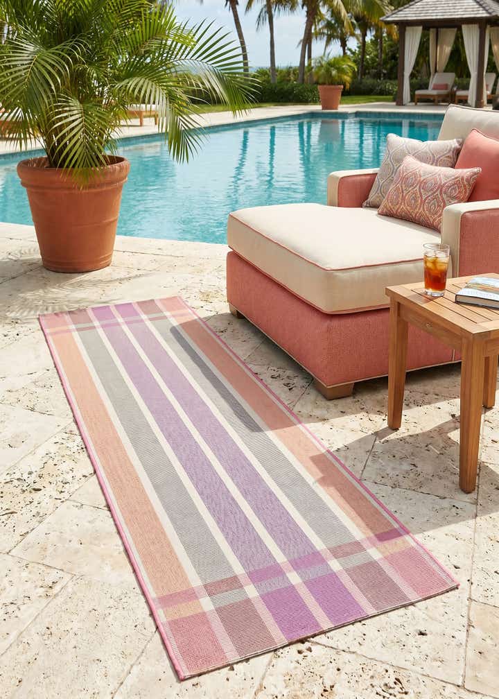 2' x 6' Easy-Clean Striped Indoor / Outdoor Runner Rug