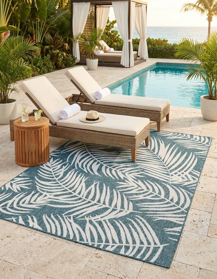 Detail image of 7' 10 x 10' Easy-Clean Botanical Indoor / Outdoor Rug