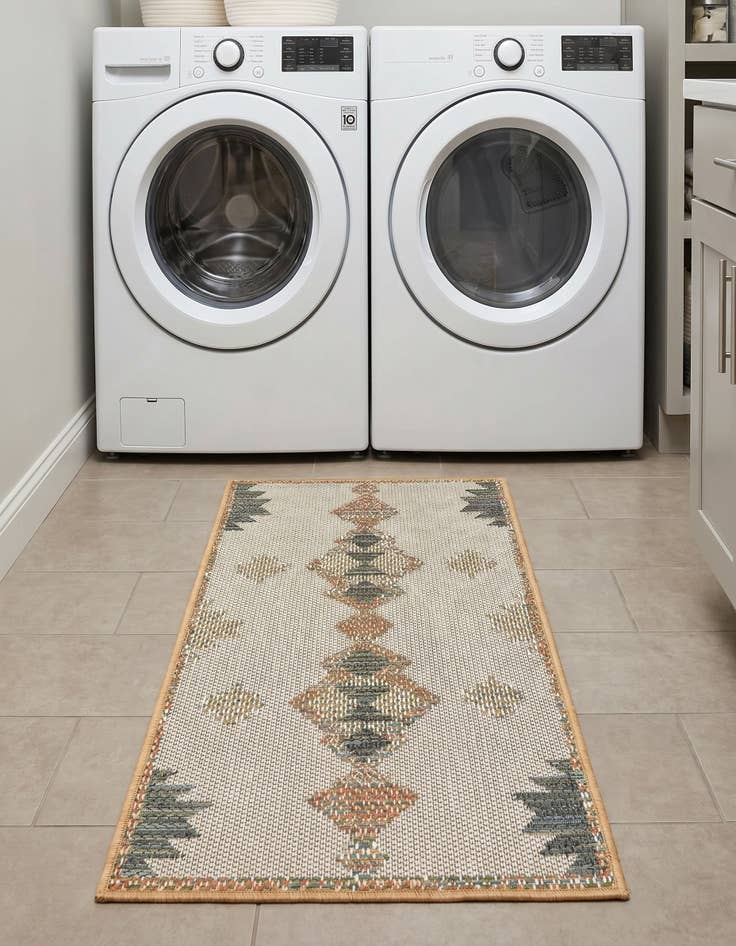 Detail image of 2' x 4' Easy-Clean Baja Indoor / Outdoor Runner Rug