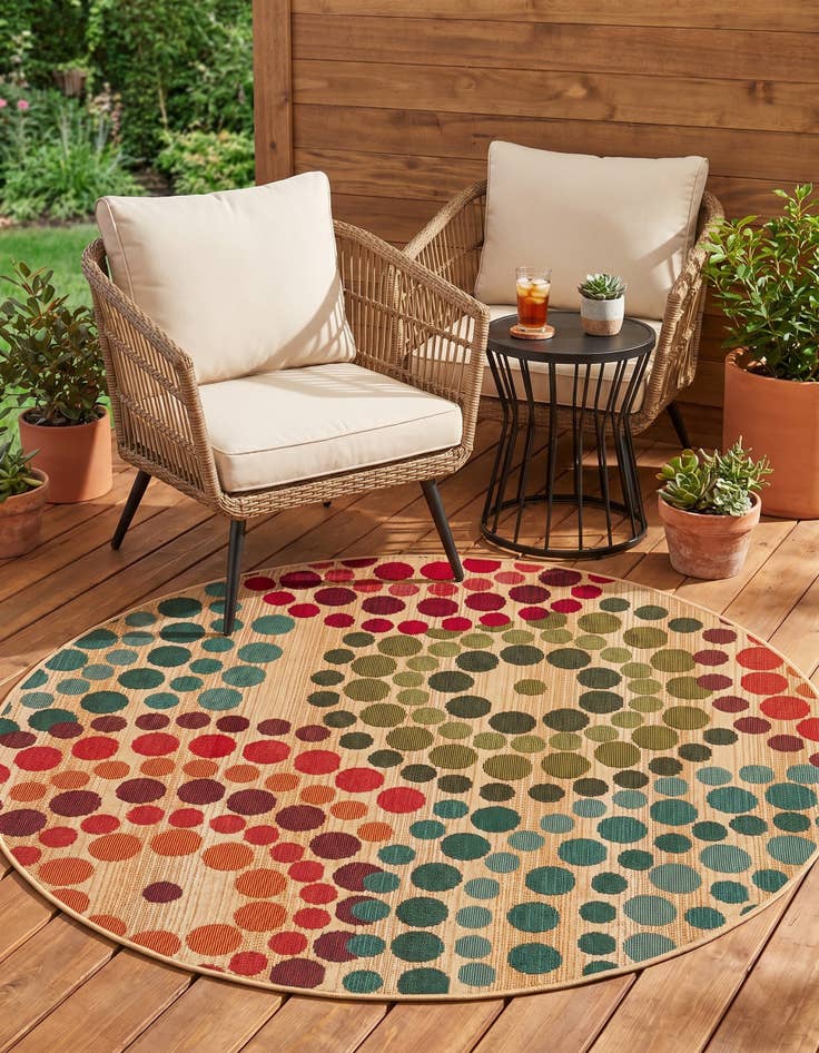Detail image of 4' x 4' Easy-Clean Modern Indoor / Outdoor Round Rug