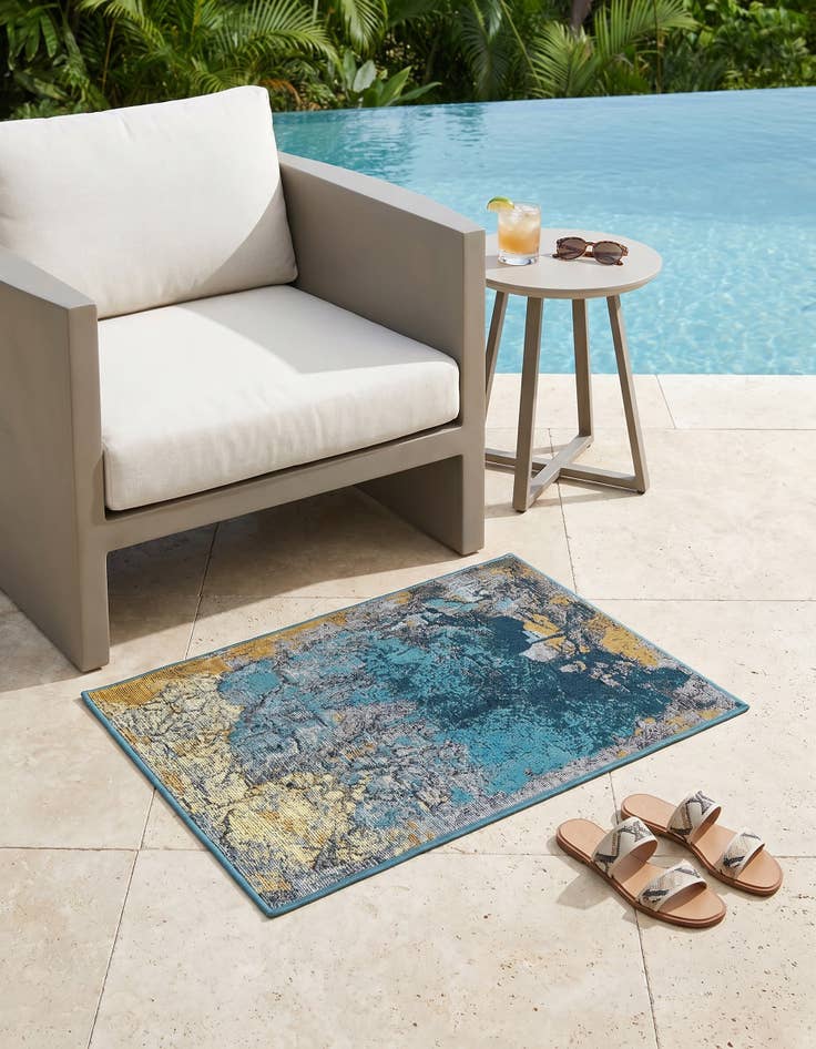 Detail image of 2' x 3' Easy-Clean Modern Indoor / Outdoor Rug