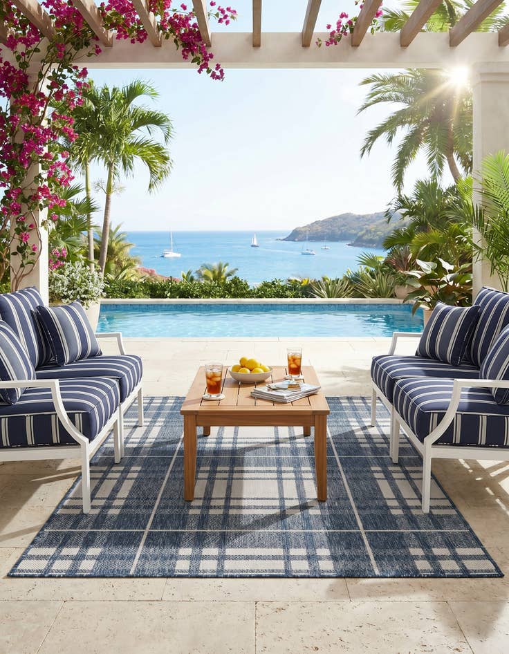 Detail image of 4' x 6' Easy-Clean Checkered Indoor / Outdoor Rug