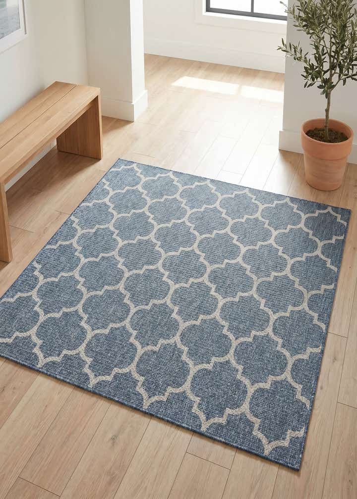 6' x 6' Easy-Clean Lattice Indoor / Outdoor Square Rug