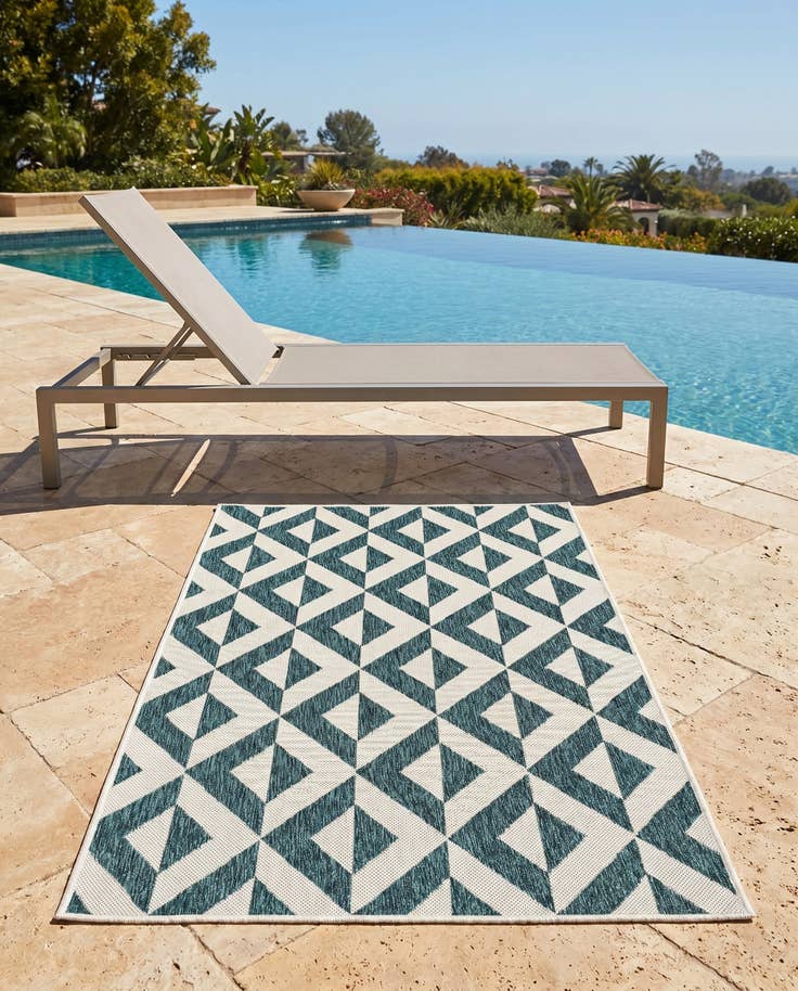 Detail image of 3' x 5' 3 Easy-Clean Jill Zarin Napa Indoor / Outdoor Rug