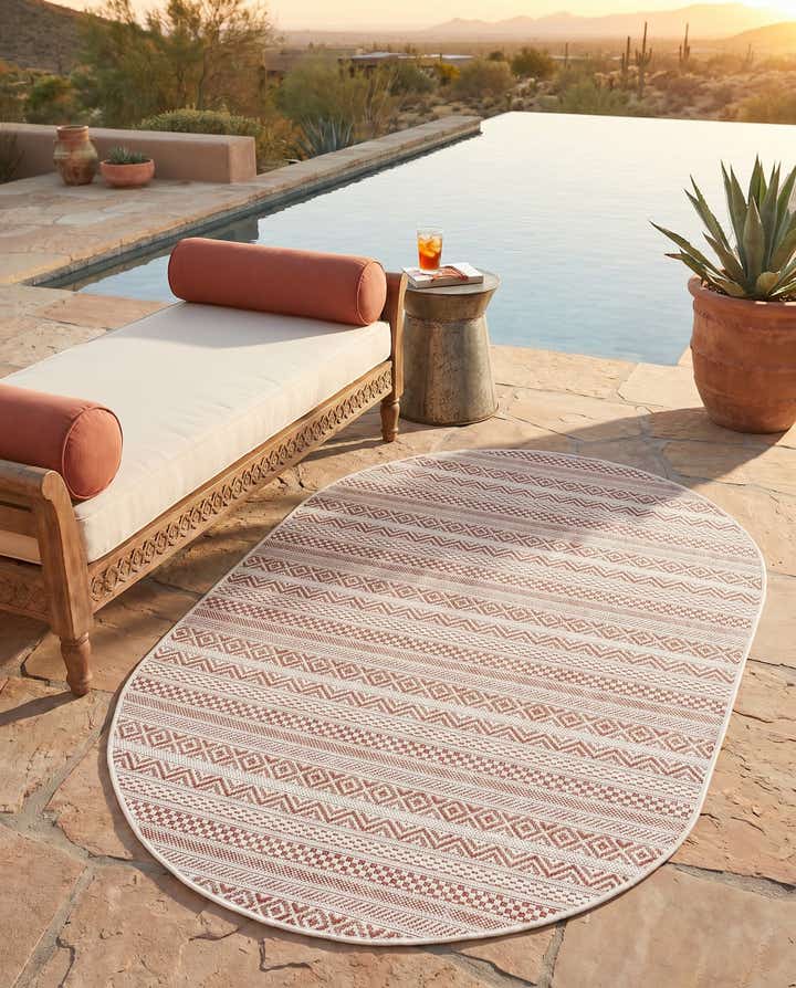 3' x 5' 3 Easy-Clean Striped Indoor / Outdoor Oval Rug