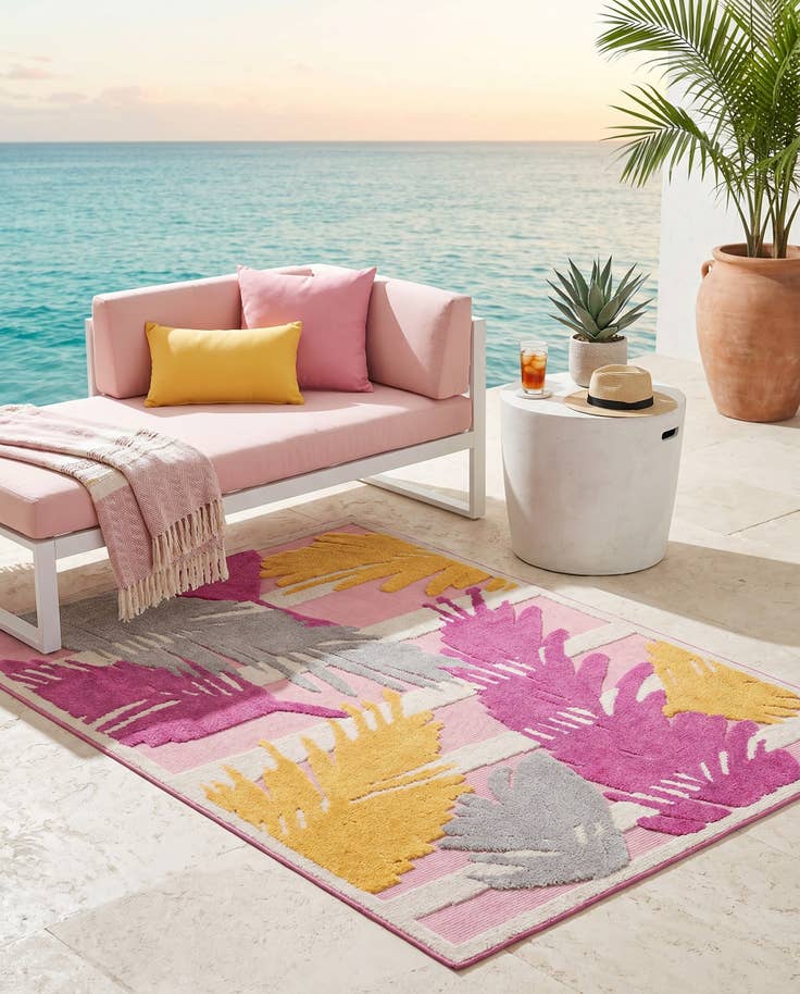 Detail image of 4' x 6' Easy-Clean Aruba Indoor / Outdoor Rug