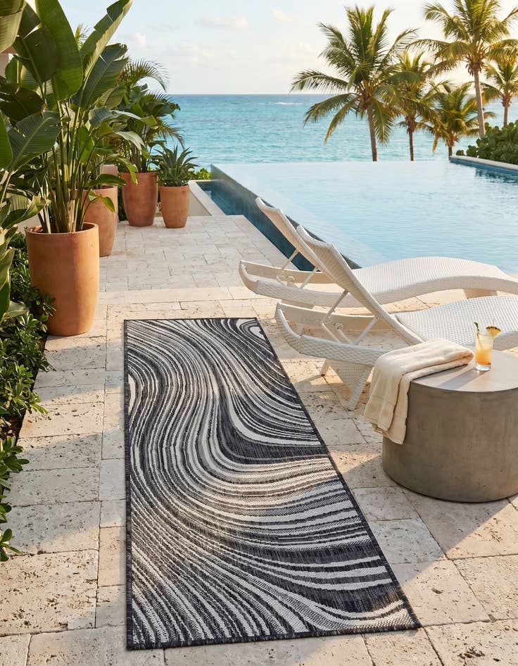 Detail image of 2' x 6' Easy-Clean Modern Indoor / Outdoor Runner Rug