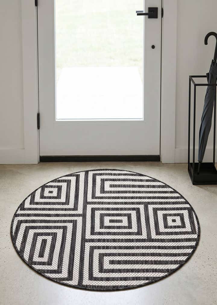3' x 3' Easy-Clean Modern Indoor / Outdoor Round Rug