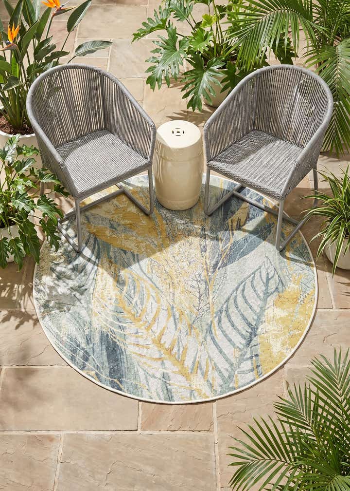 4' x 4' Easy-Clean Botanical Indoor / Outdoor Round Rug