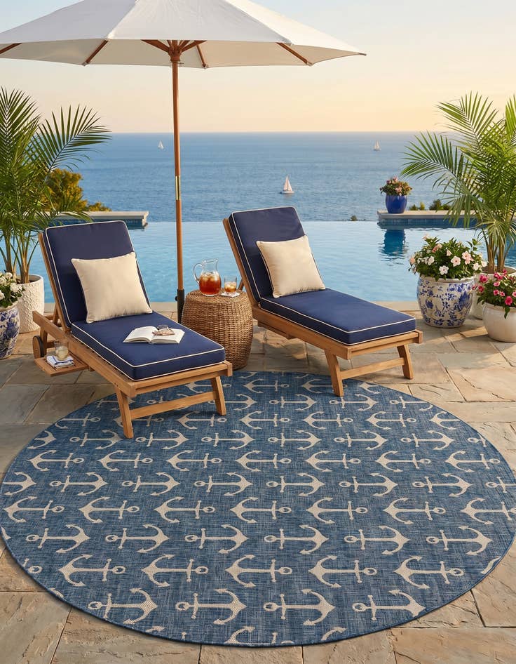 Detail image of 13' x 13' Easy-Clean Coastal Indoor / Outdoor Round Rug