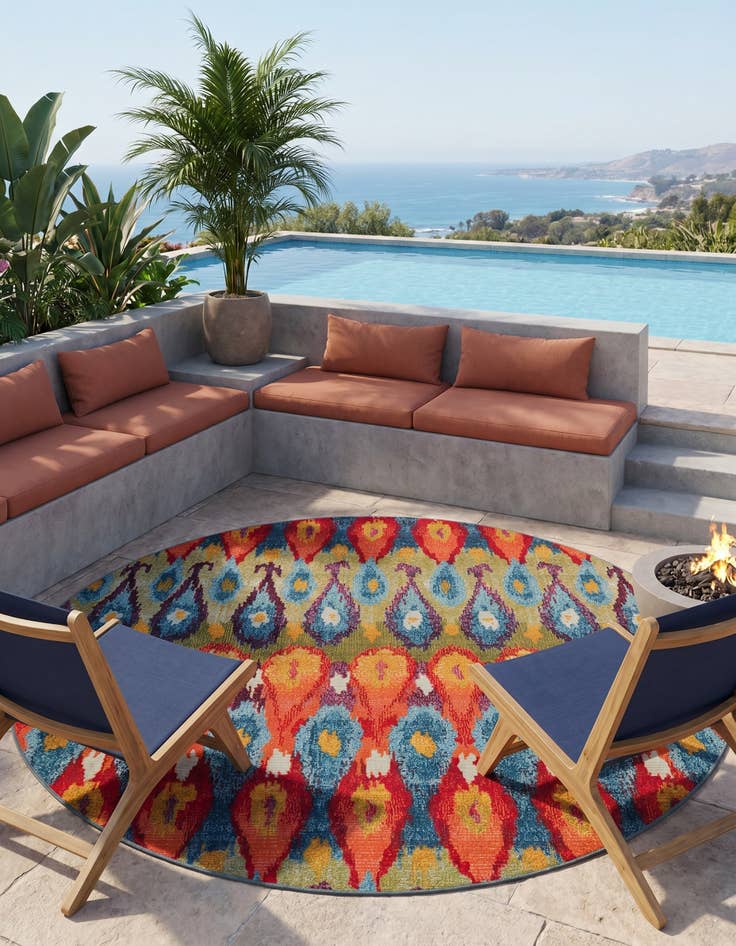 Detail image of 7' x 7' Easy-Clean Modern Indoor / Outdoor Round Rug