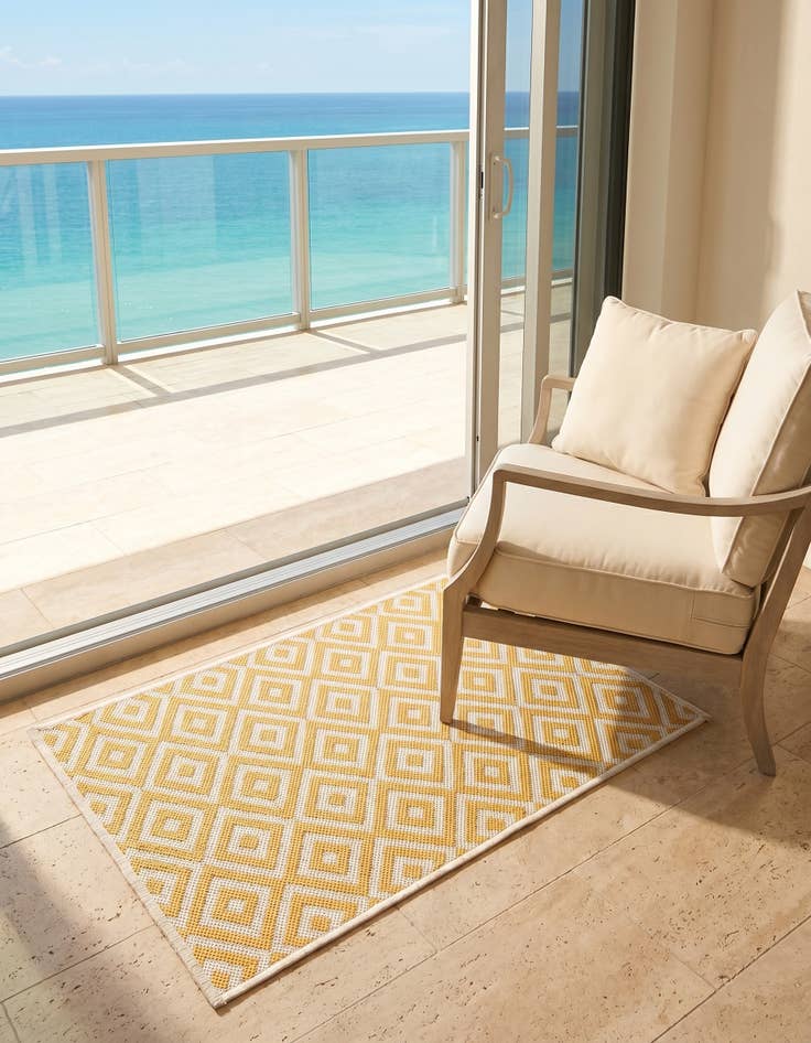 Detail image of 2' x 3' Easy-Clean Jill Zarin Costa Rica Indoor / Outdoor Rug