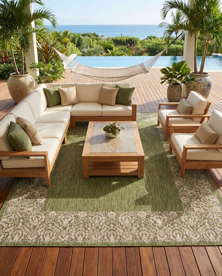 9' x 12' Easy-Clean Border Indoor / Outdoor Rug