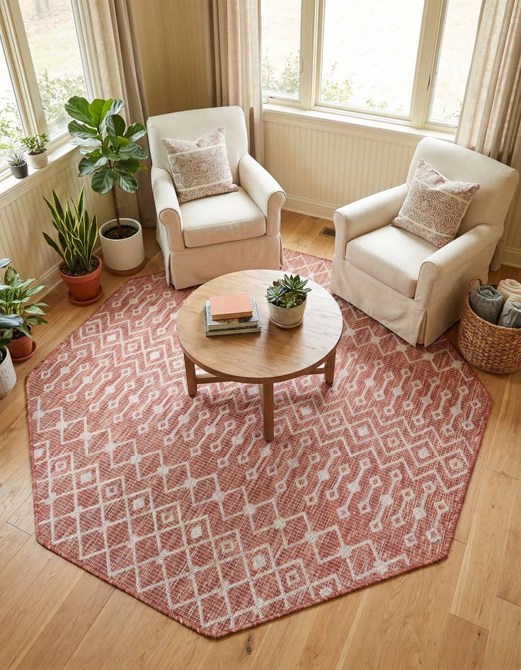 Detail image of 5' 3 x 5' 3 Easy-Clean Trellis Indoor / Outdoor Octagon Rug