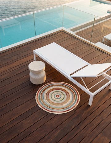 3' x 3' Easy-Clean Casablanca Indoor / Outdoor Round Rug