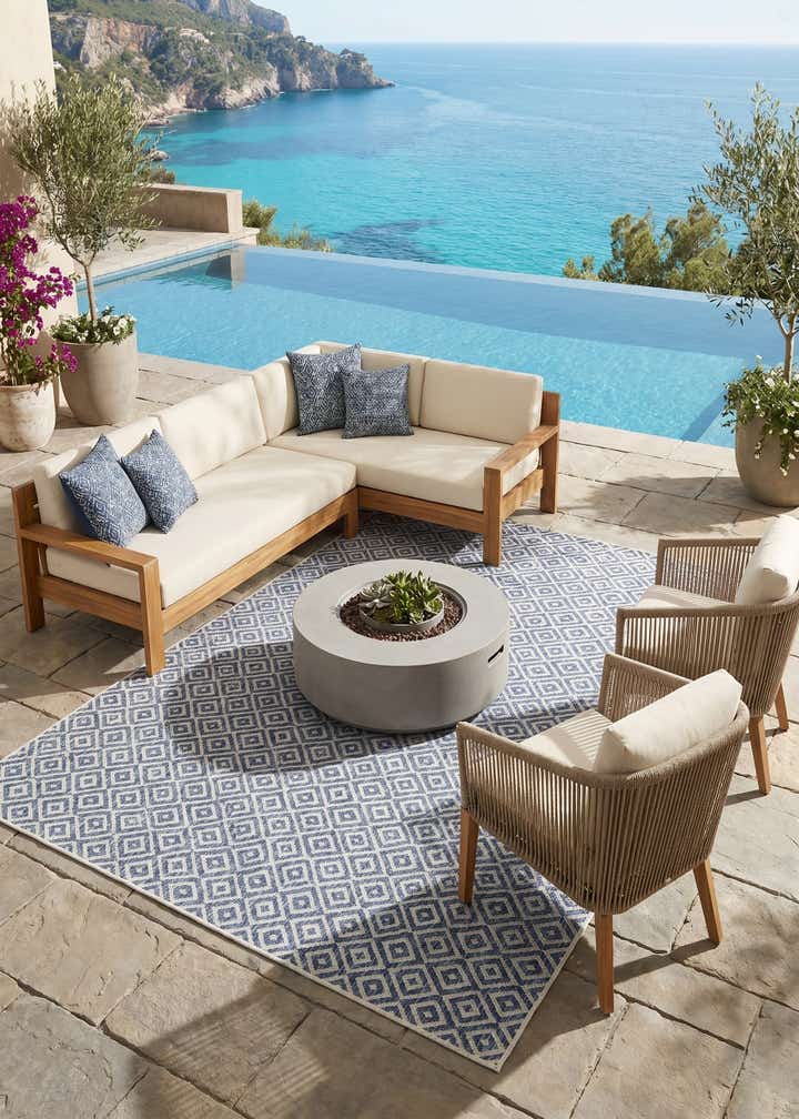 7' 10 x 10' Easy-Clean Jill Zarin Costa Rica Indoor / Outdoor Rug