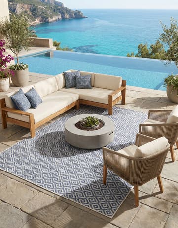 7' 10 x 10' Easy-Clean Jill Zarin Costa Rica Indoor / Outdoor Rug