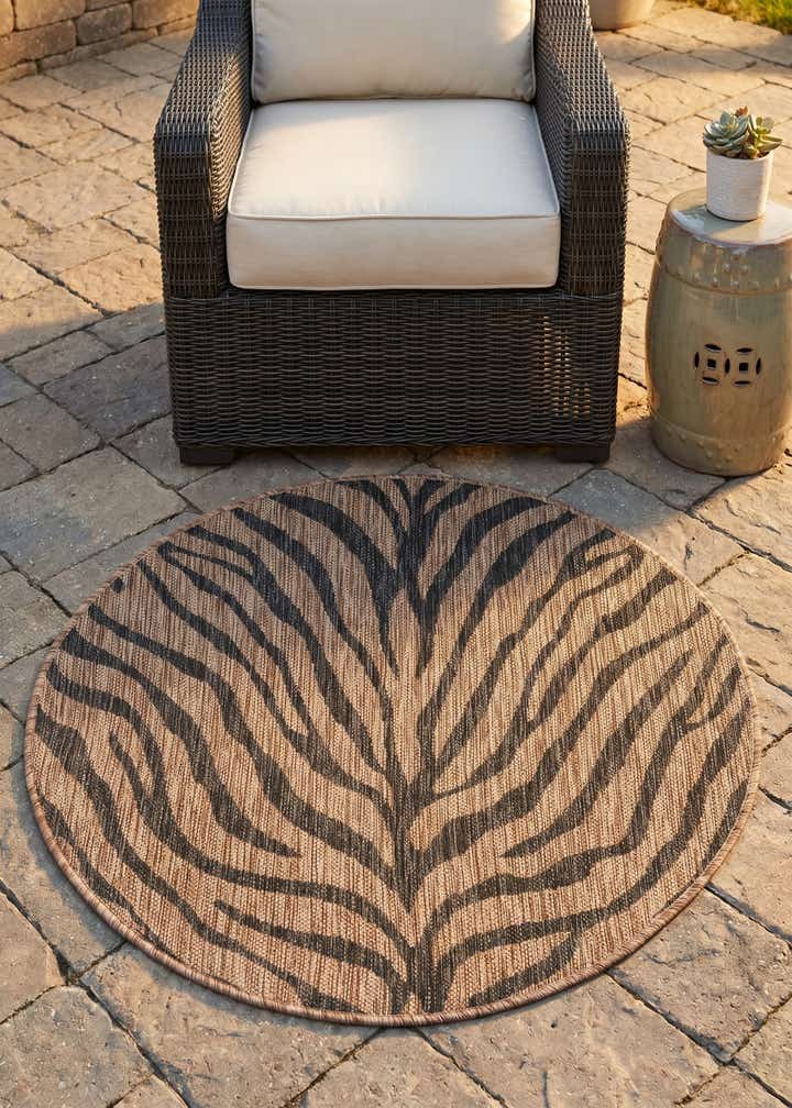 3' x 3' Easy-Clean Safari Indoor / Outdoor Round Rug