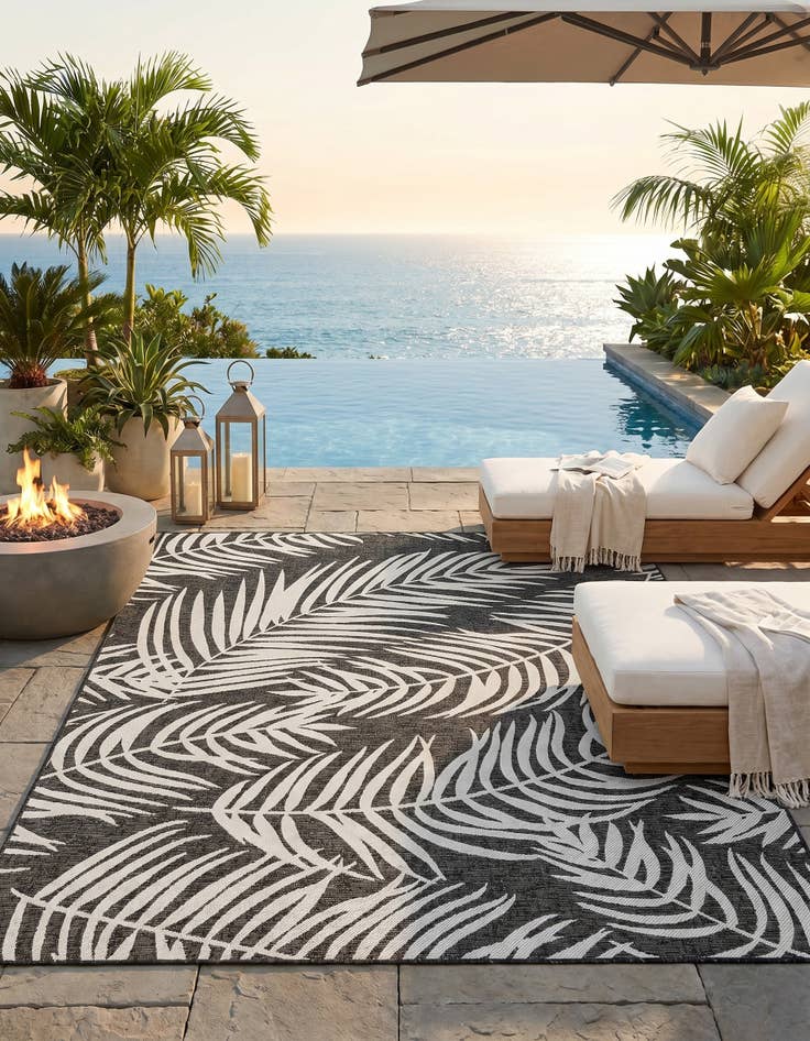 Detail image of 7' 10 x 10' Easy-Clean Botanical Indoor / Outdoor Rug