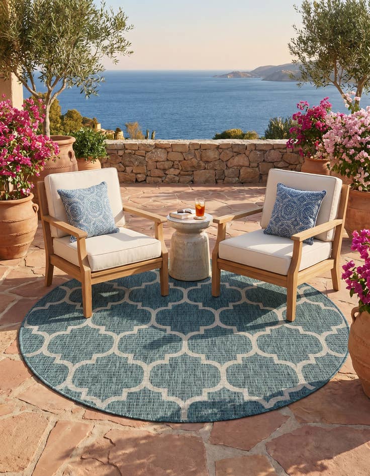 Detail image of 5' 3 x 5' 3 Easy-Clean Trellis Indoor / Outdoor Round Rug