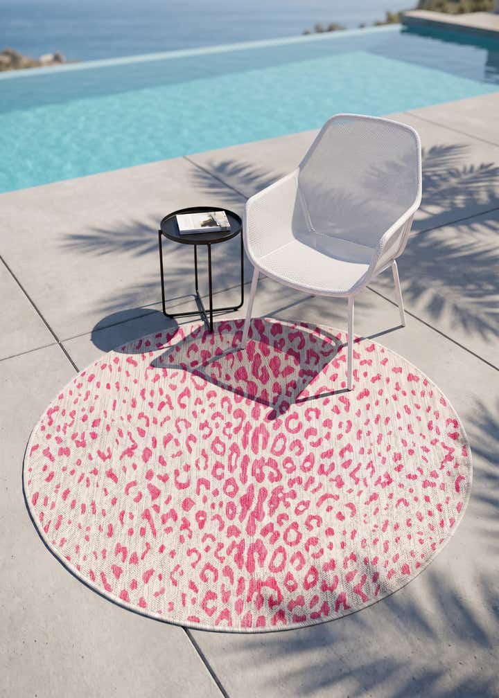 4' x 4' Easy-Clean Safari Indoor / Outdoor Round Rug