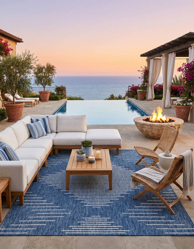 Detail image of 7' 10 x 10' Easy-Clean Modern Indoor / Outdoor Rug