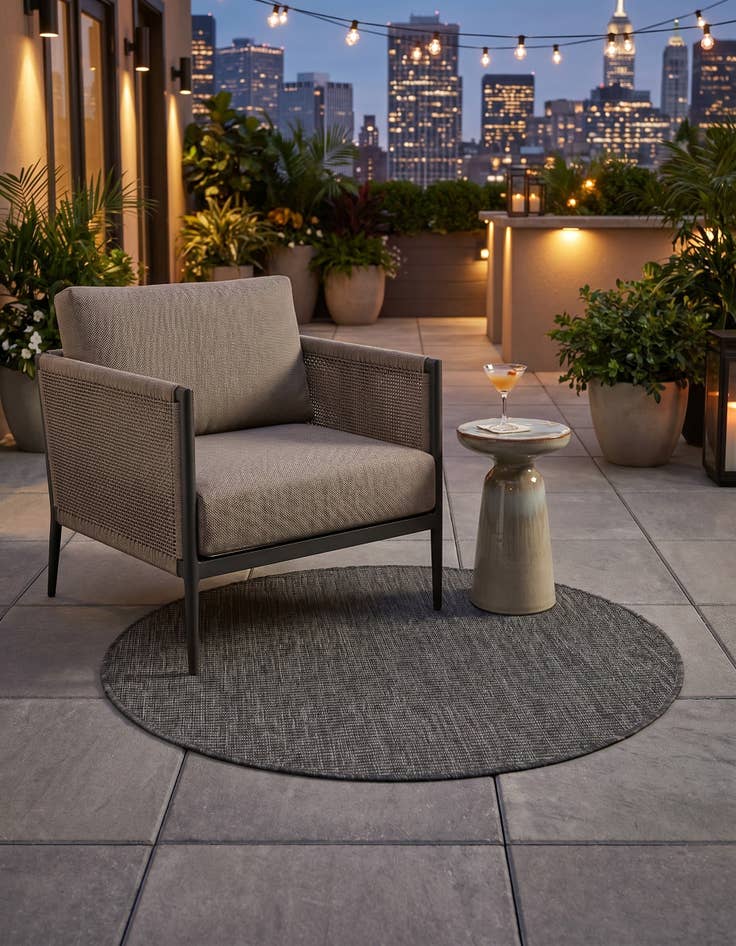 Detail image of 3' x 3' Easy-Clean Solid Indoor / Outdoor Round Rug