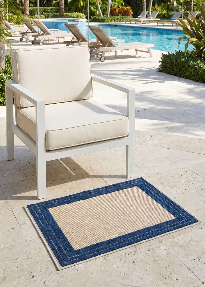 2' x 3' Easy-Clean Aruba Indoor / Outdoor Rug