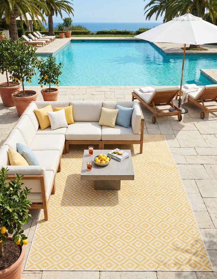 Detail image of 6' x 9' Easy-Clean Jill Zarin Costa Rica Indoor / Outdoor Rug