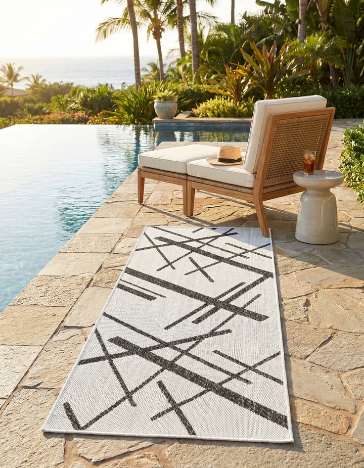 Detail image of 2' x 5' 3 Easy-Clean Modern Indoor / Outdoor Runner Rug
