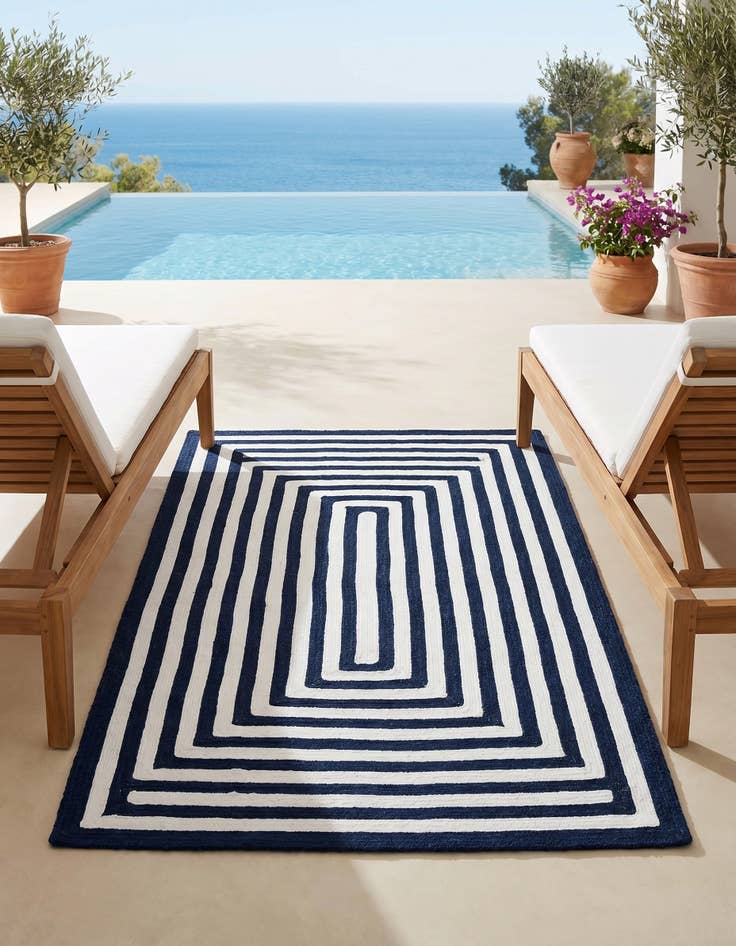 Detail image of 4' 1 x 6' 1 Easy-Clean Eco Verse Washable Indoor / Outdoor Rug