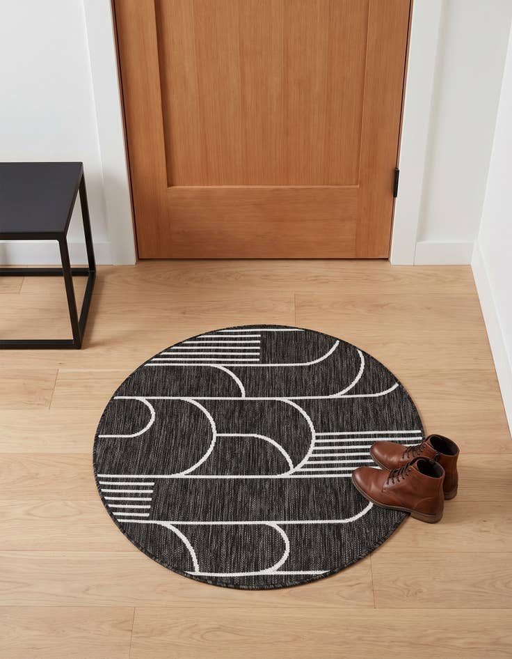 Detail image of 3' 1 x 3' 1 Easy-Clean Modern Indoor / Outdoor Round Rug