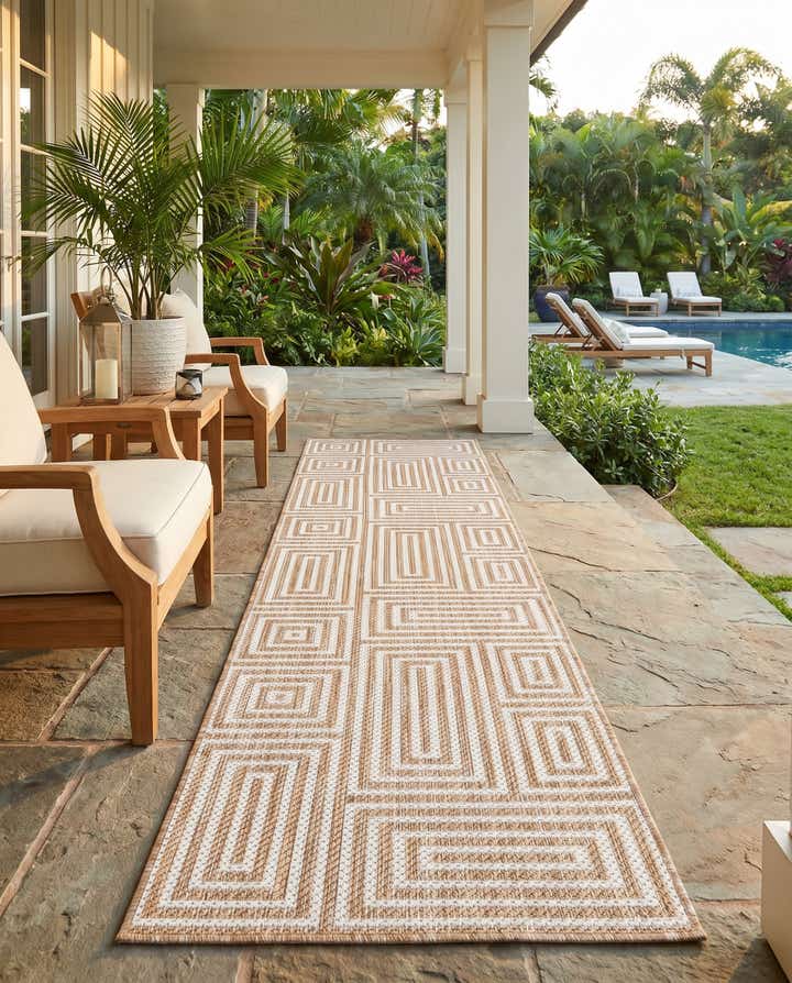 2' x 8' Easy-Clean Modern Indoor / Outdoor Runner Rug