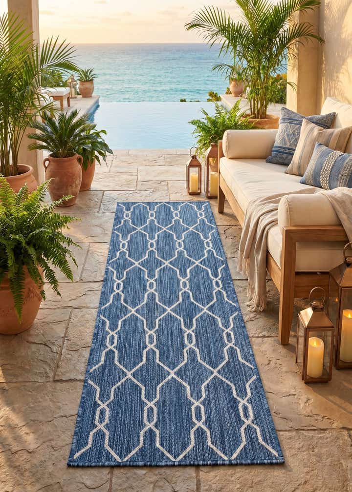 2' x 6' Easy-Clean Trellis Indoor / Outdoor Runner Rug