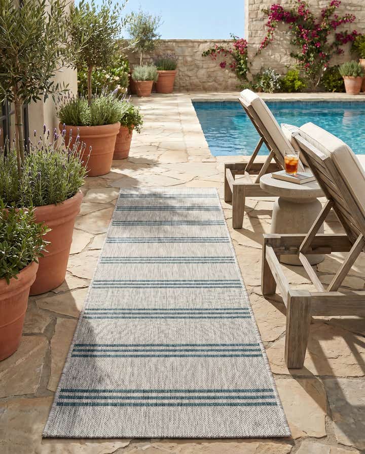 2' x 6' Easy-Clean Jill Zarin Anguilla Indoor / Outdoor Runner Rug