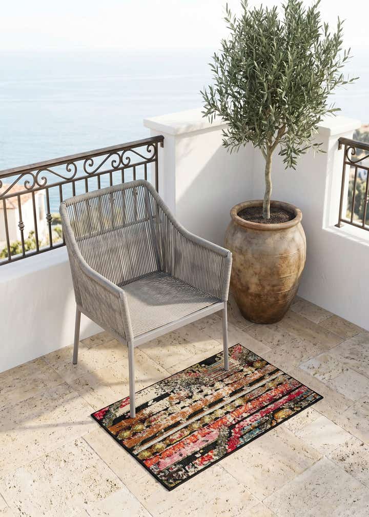 2' x 3' Easy-Clean Casablanca Indoor / Outdoor Rug
