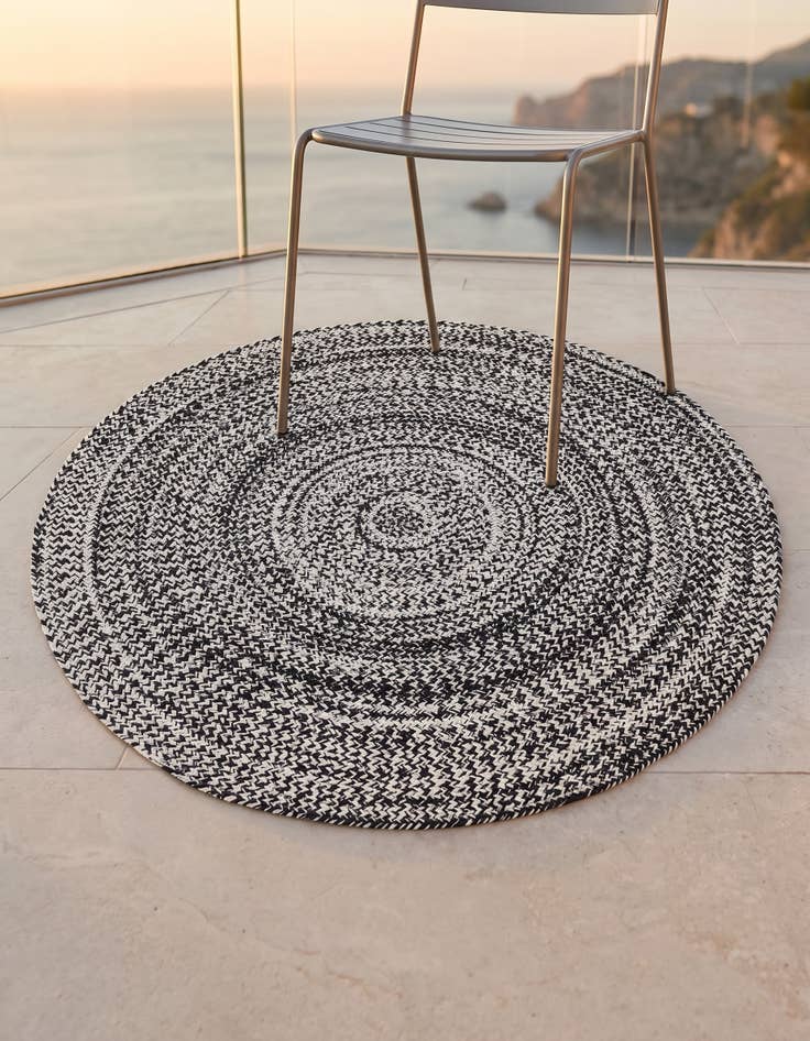 Detail image of 3' 3 x 3' 3 Easy-Clean Eco Verse Washable Indoor / Outdoor Round Rug