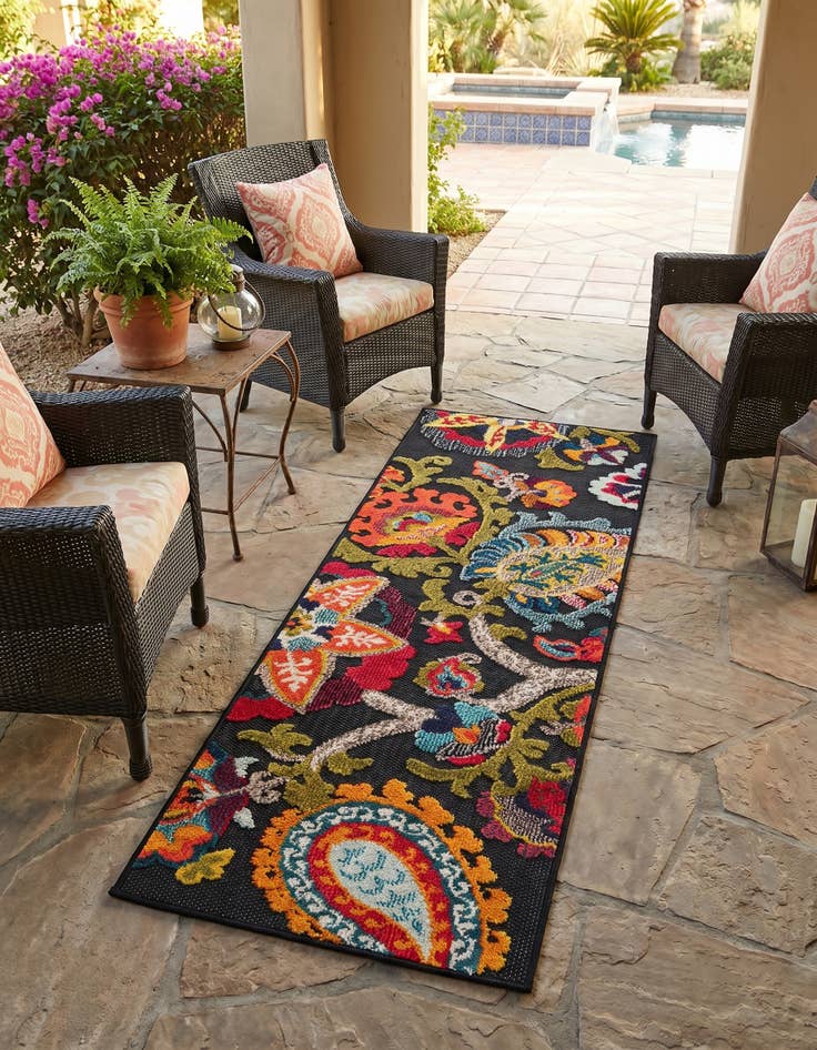 Detail image of 2' x 5' Easy-Clean Casablanca Indoor / Outdoor Runner Rug