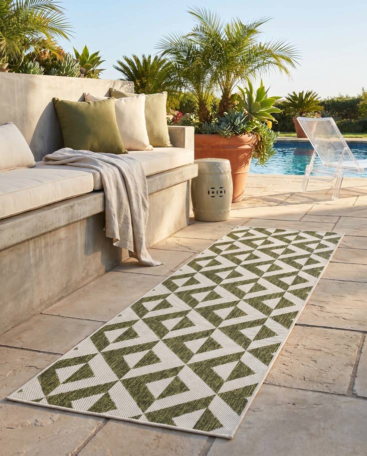 Detail image of 2' x 8' Easy-Clean Jill Zarin Napa Indoor / Outdoor Runner Rug