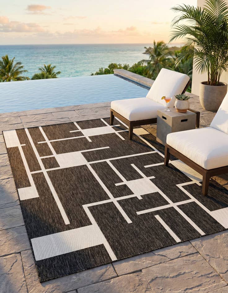 Detail image of 7' x 10' Easy-Clean Modern Indoor / Outdoor Rug