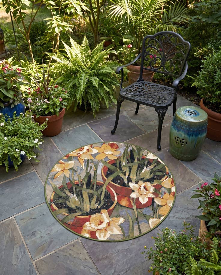 Detail image of 3' x 3' Easy-Clean Botanical Indoor / Outdoor Round Rug