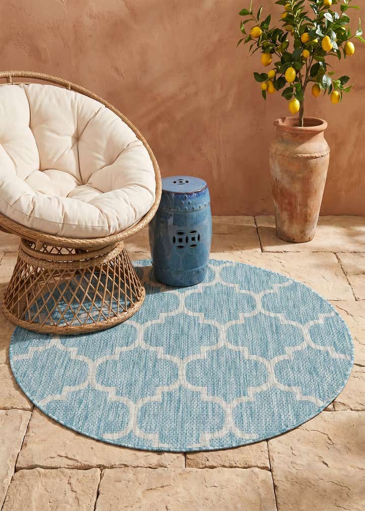4' x 4' Easy-Clean Lattice Indoor / Outdoor Round Rug