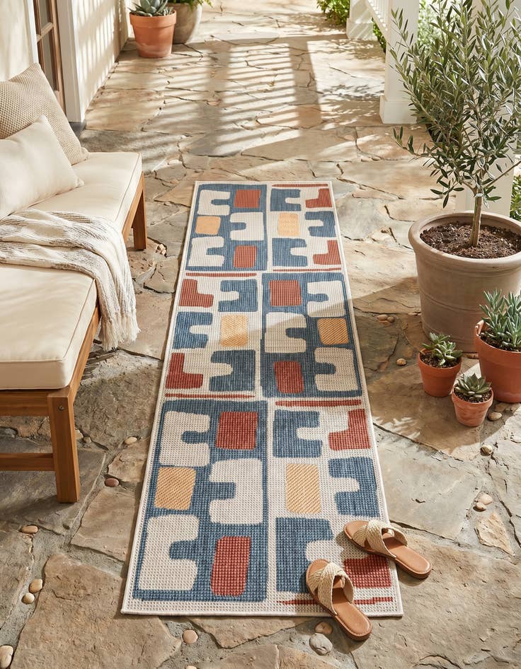 Detail image of 2' x 8' Easy-Clean Baja Indoor / Outdoor Runner Rug